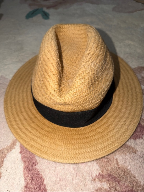 H&M Accessories - H&M Women’s Tan Straw Fedora Hat with Black Band